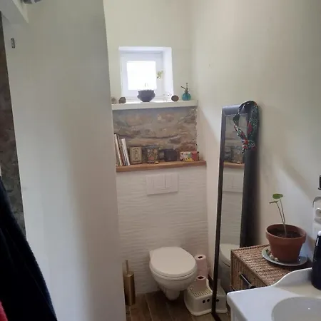 Hébergement de vacances Jolie Maison Typique A 300m De L'ardèche